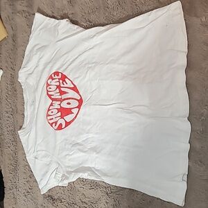 Universal Thread Tee